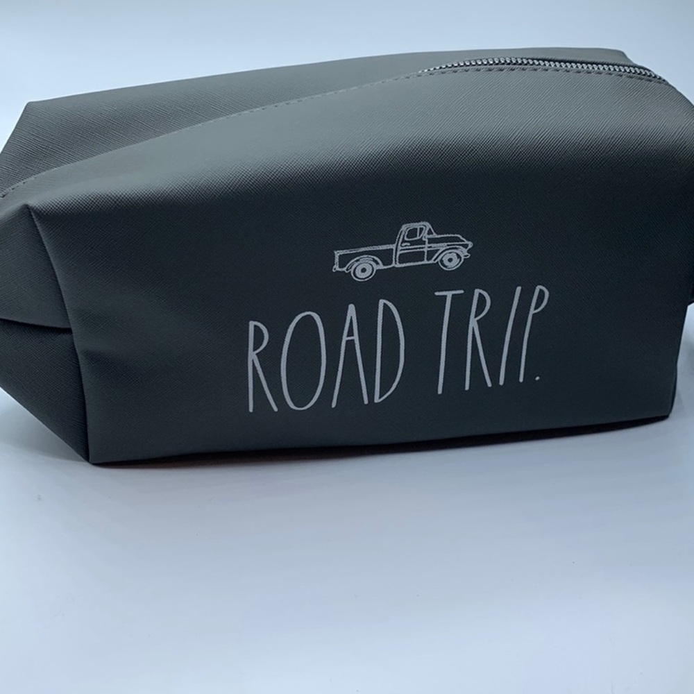 Rae Dunn Toiletry Bag-